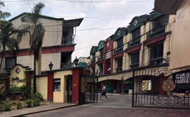Sta. Ana Villas Condominium in Manila City — photo 1